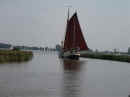 PICT0054 (Small).JPG (24102 bytes)